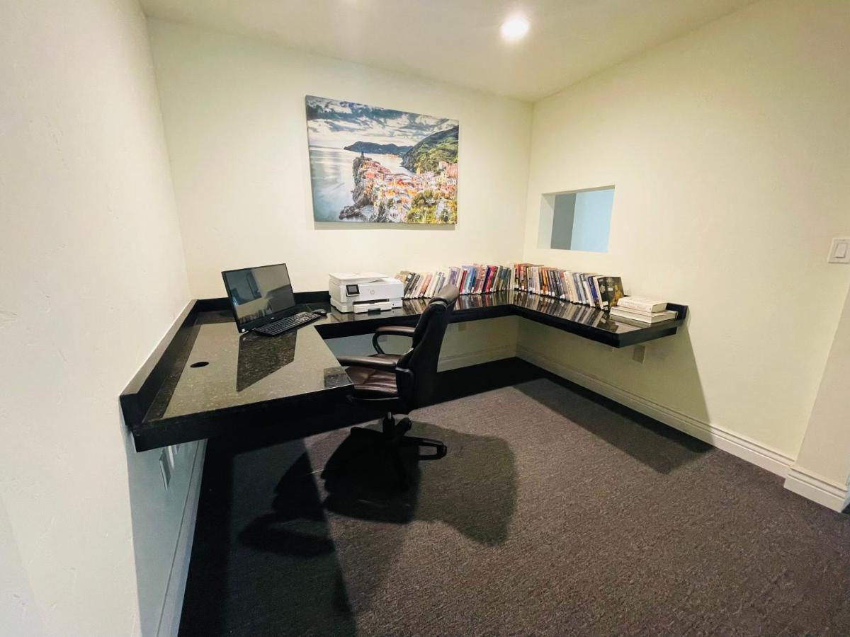 Fairbridge Inn & Suites Cuero Luaran gambar