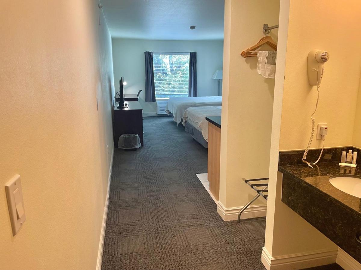 Fairbridge Inn & Suites Cuero Luaran gambar